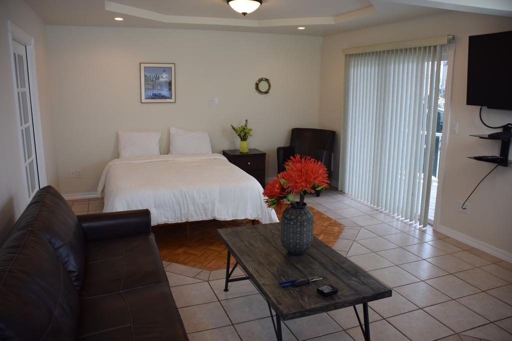 Longliner Lodge And Suites Ситка Экстерьер фото